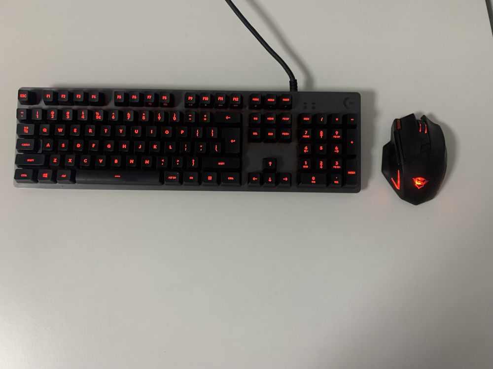 Tastatura logitech G413 Carbon + mouse trust GXT