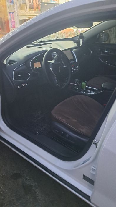 Srochna sotiladi malibu 2.4