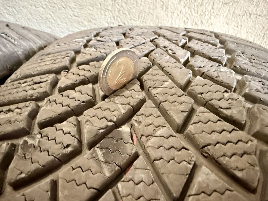 4 бр. зимни гуми Bridgestone Blizzak LM005 215/55 R17