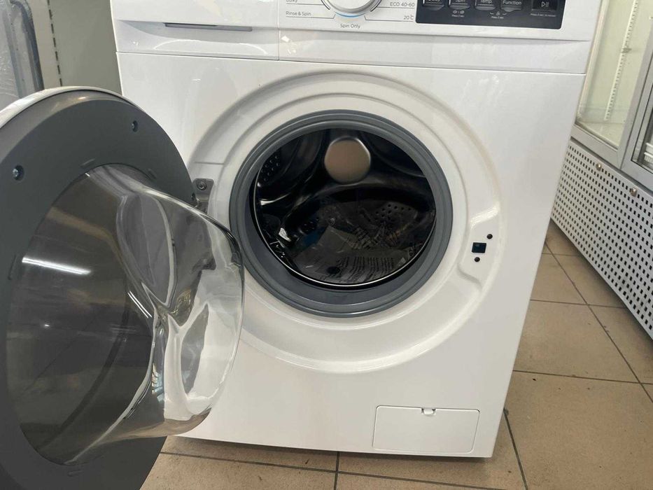 Masina spalat rufe Heinner 9kg