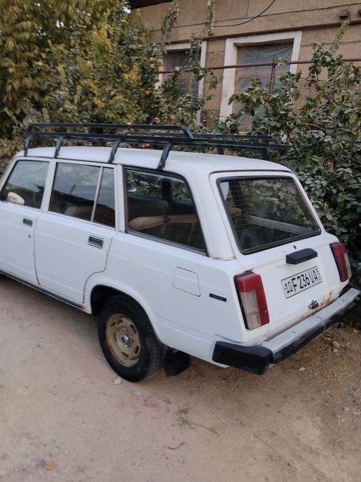 Vaz 2104 sotiladi holati yaxshi yurib turgan moshina