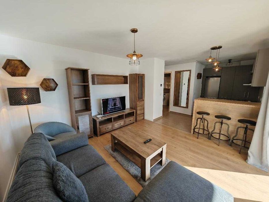 Inchiriem Apartament 2 Camere, Open Space, Modern, Tractorul - Kasper