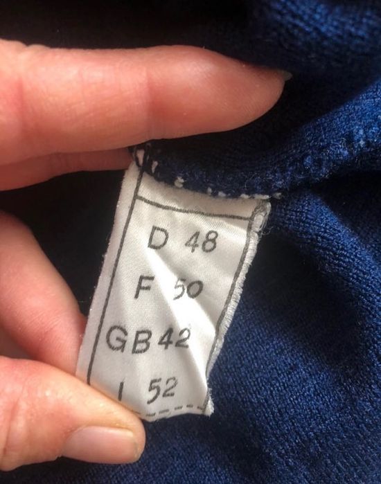 Pulover barbati mărimea xs-s