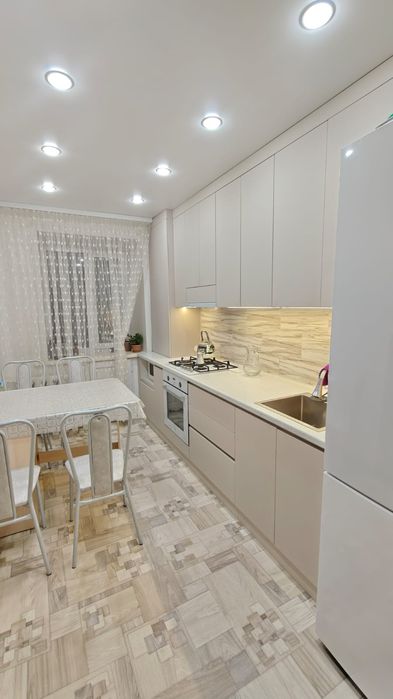 Продам 4х комнатную квартиру