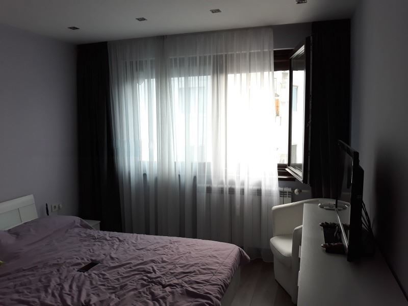 Продава се Тристаен апартамент в София, Красна поляна 3 - 90 кв.м за 2967 €/кв.м - Снимка #8