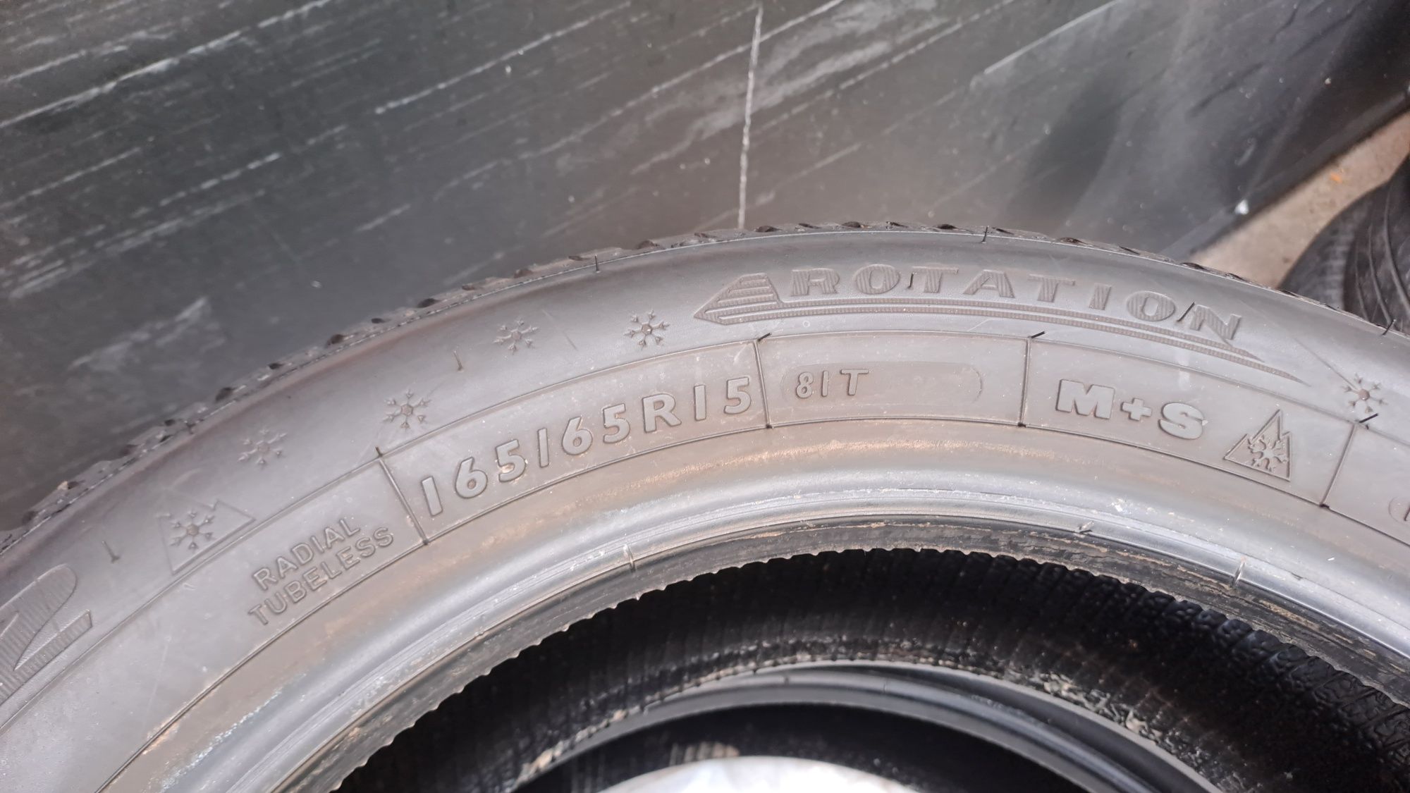 2бр. Почти Нови Зимни 165/65/15 Dunlop