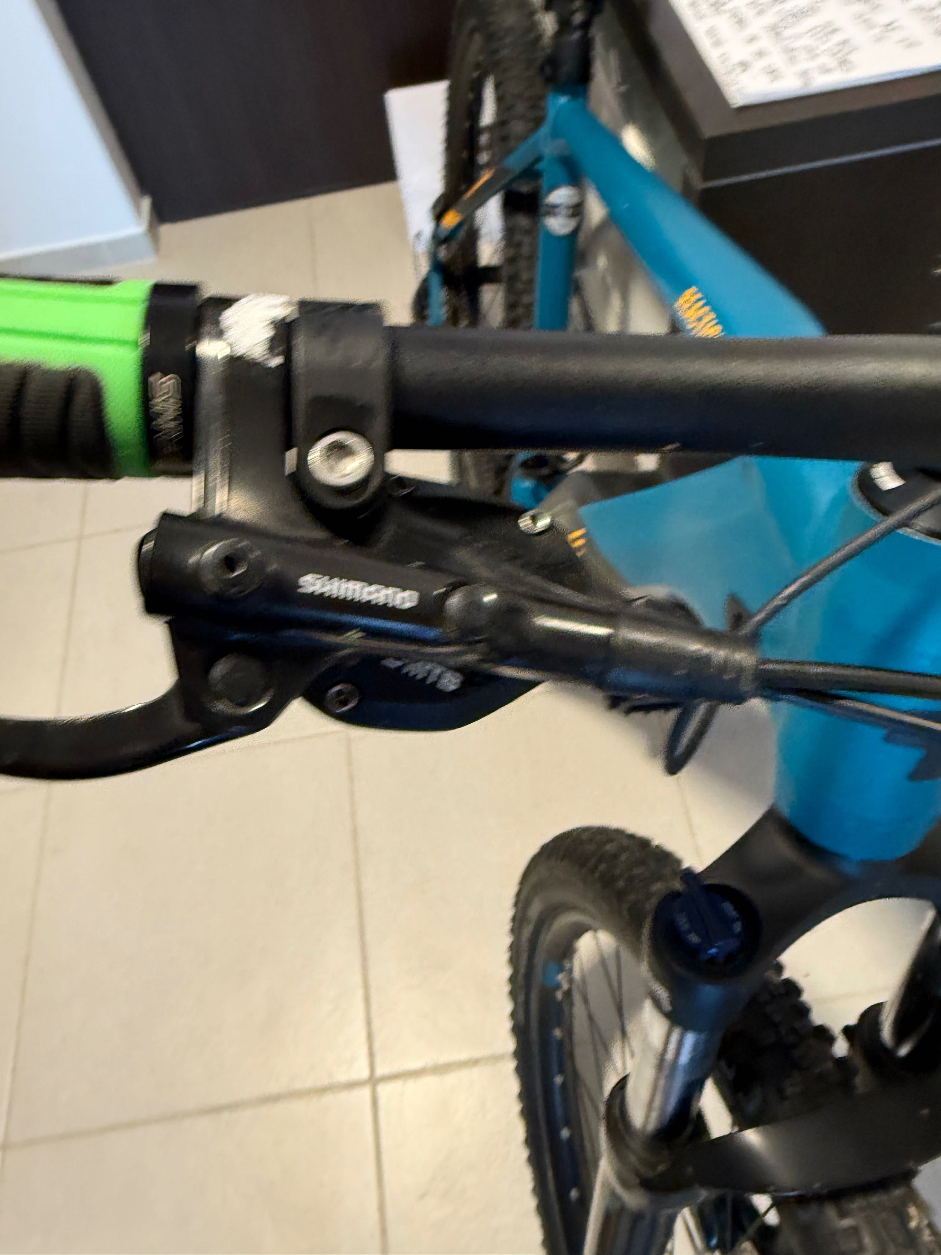 Bicicleta electrică Cube