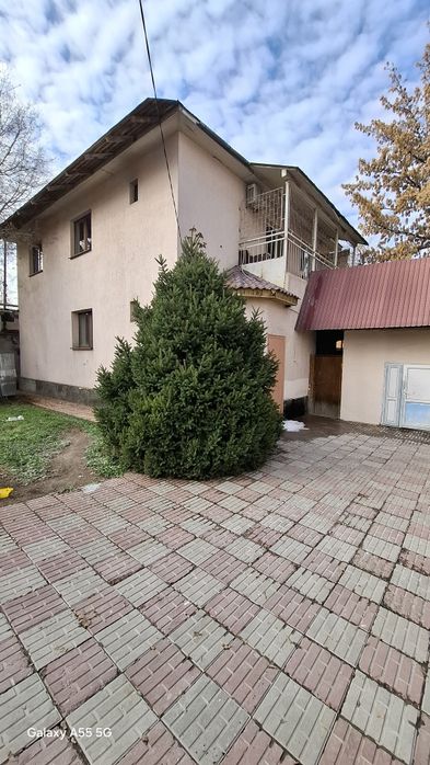 Сдам в долгосрочныю аренду двухэтажный шестикомнатный дом