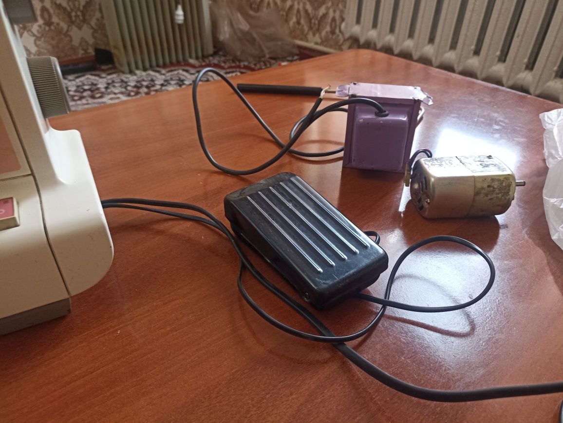 Тикиш мошинкаси бу сотилади
