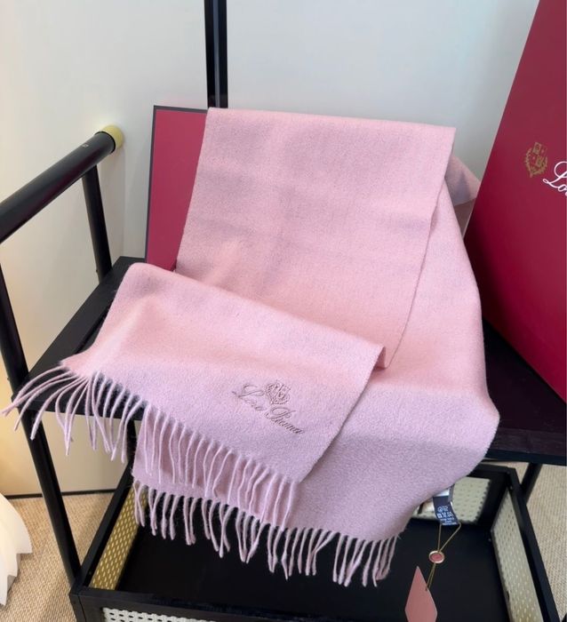 Fular Loro Piana , calitate premium , pe comanda , nou