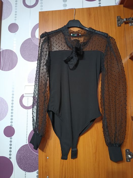 Vând body negru S-M