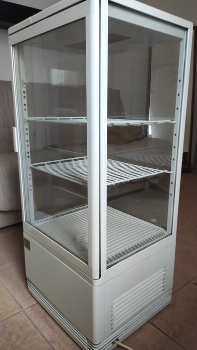 Витрина за сандвичи/торти Horeca