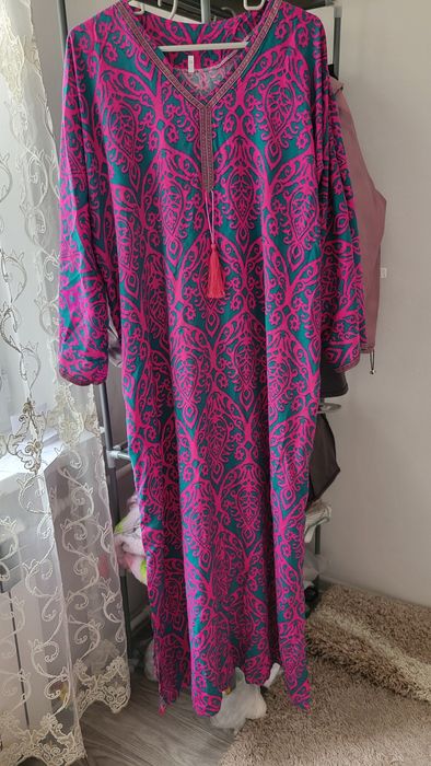 Продаются женские вещи