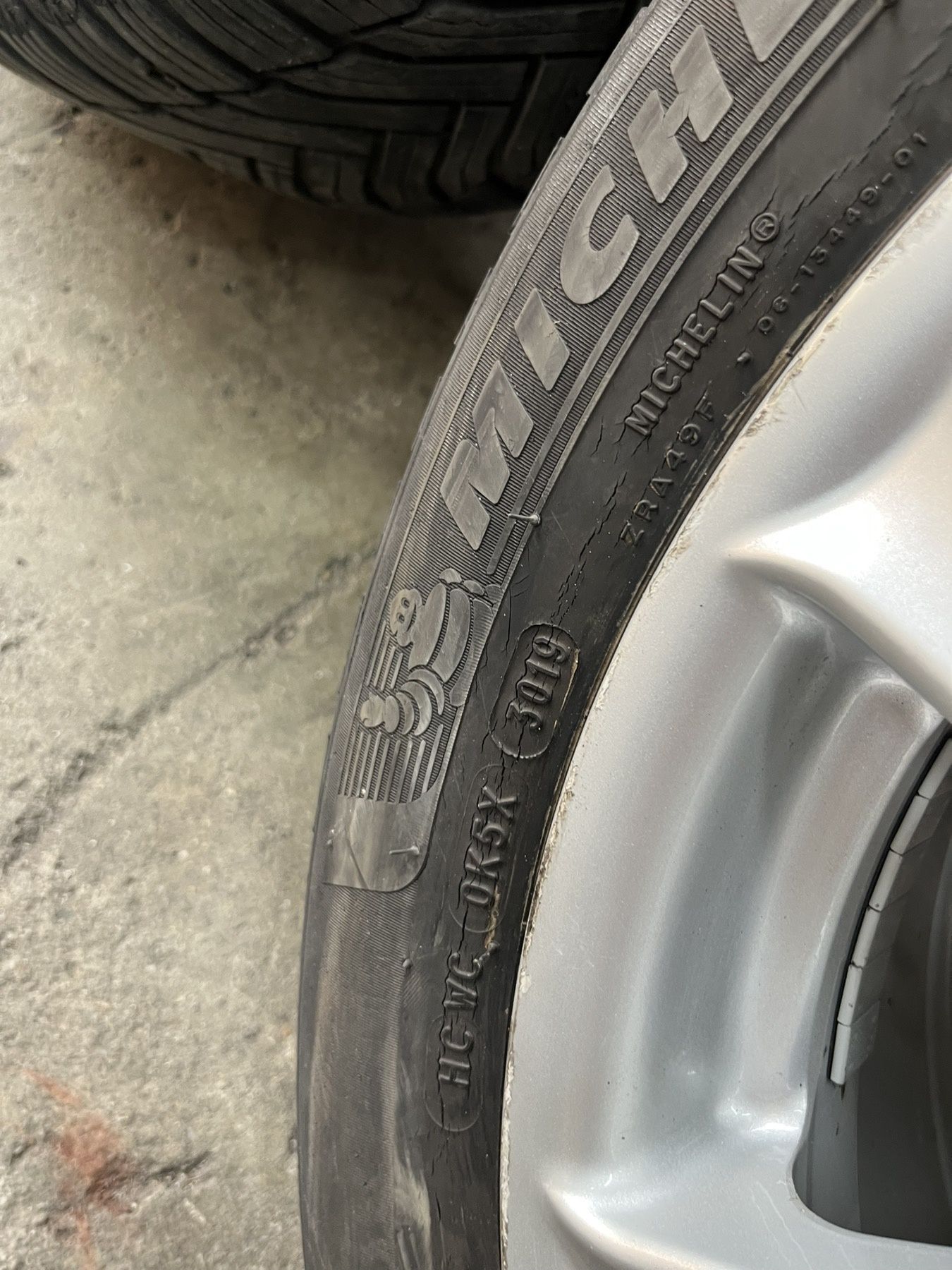 Джанти с гуми 5x120 R16