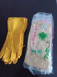 Перчатки хозяйственные резиновые