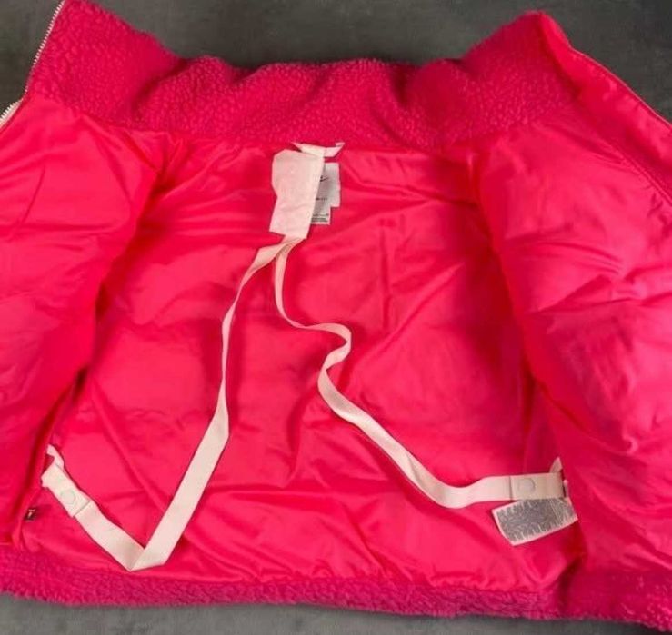 100% Оригинално Дамско яке Nike Therma Fit в размер ХС и S