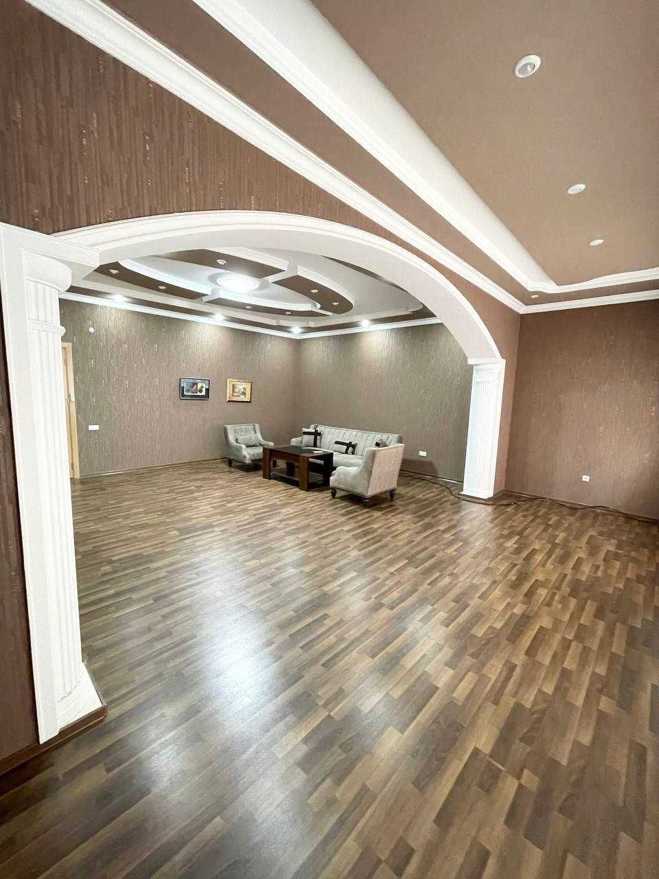 Продается 4 комнатная квартира Госпитальный м-в 265 м.кв