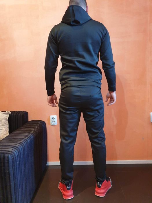 Мъжки Спортни Екипи