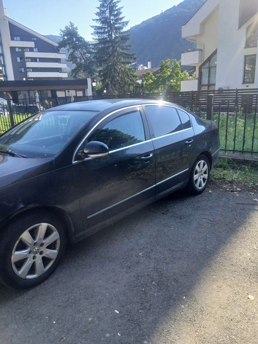 Vând Volkswagen Passat