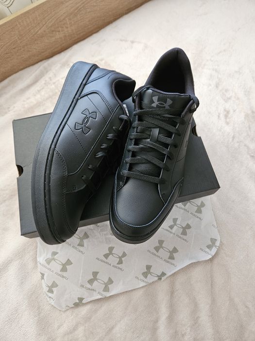 Сникърси- Under Armor