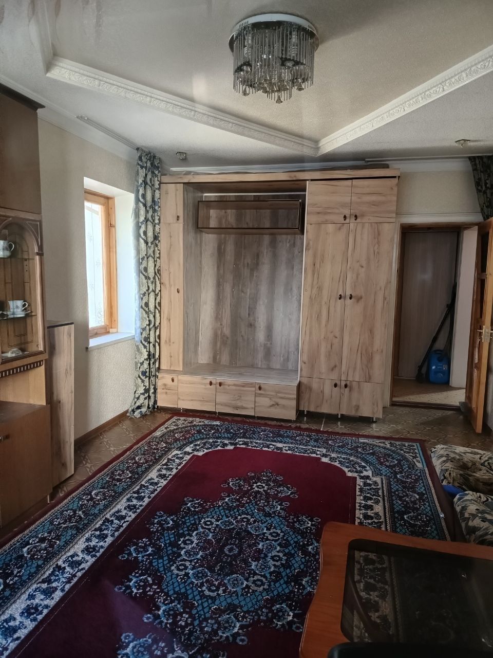 Сдам однокомнатную квартиру возле Фэмили парка риелторам не беспокоить
