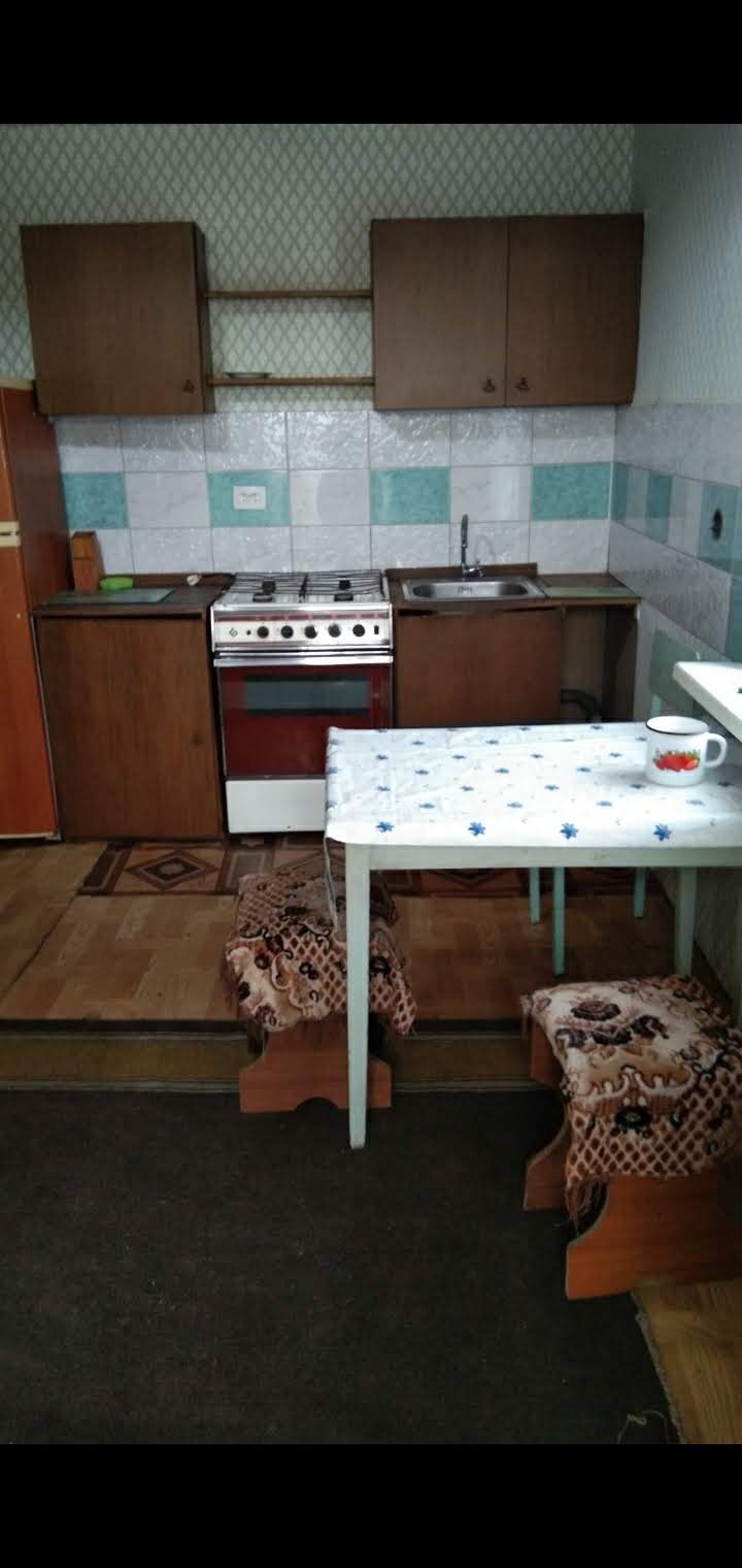 Продам  два дома на одном земельном участке