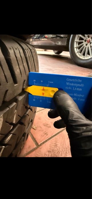Cauciucuri Michelin Agilis 215 / 65 R16C M+S