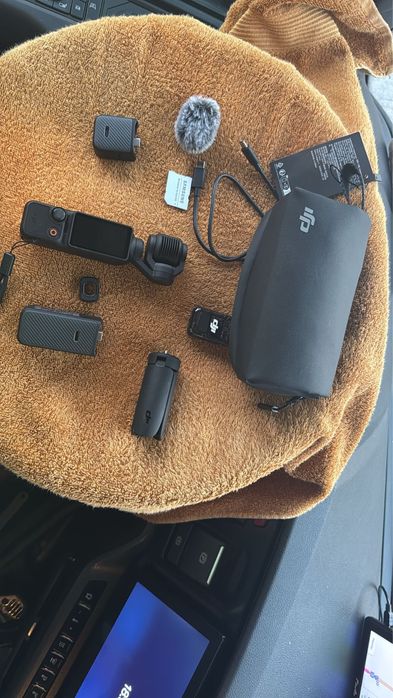 DJI Osmo Pocket 3, Creator Combo