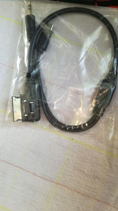 Cablu aux adaptor AMI MMI Audi mercedes Volkswagen passat, golf USB ja