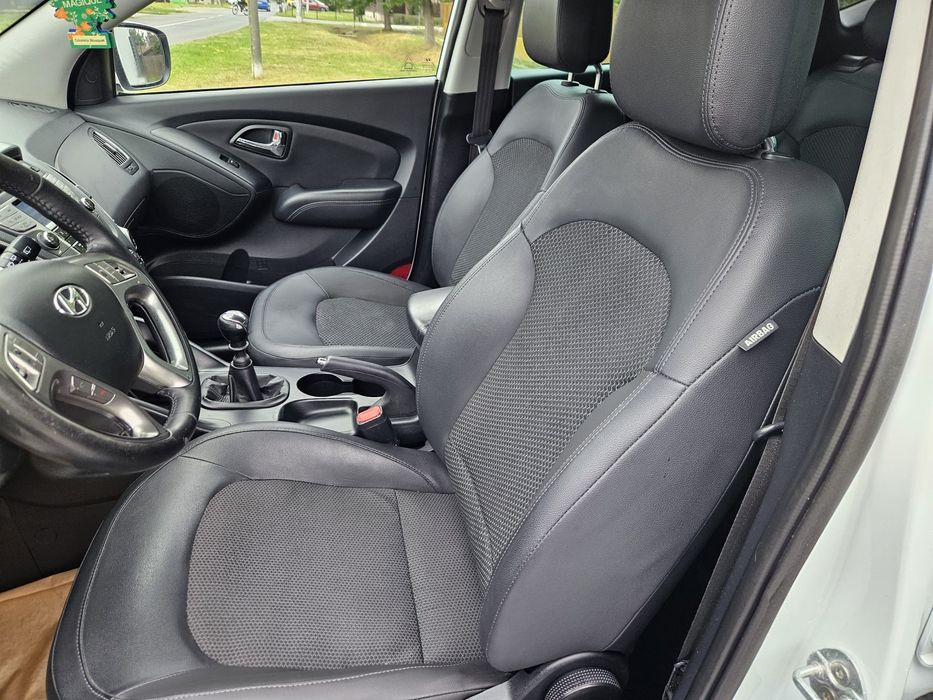 Hyundai Ix35 an 2011 1.7 crd cutie manuala 4x4
