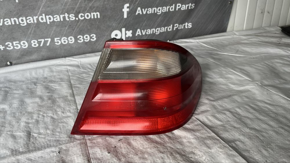 2 броя десен стоп Mercedes CLK W208 (1997-2003)