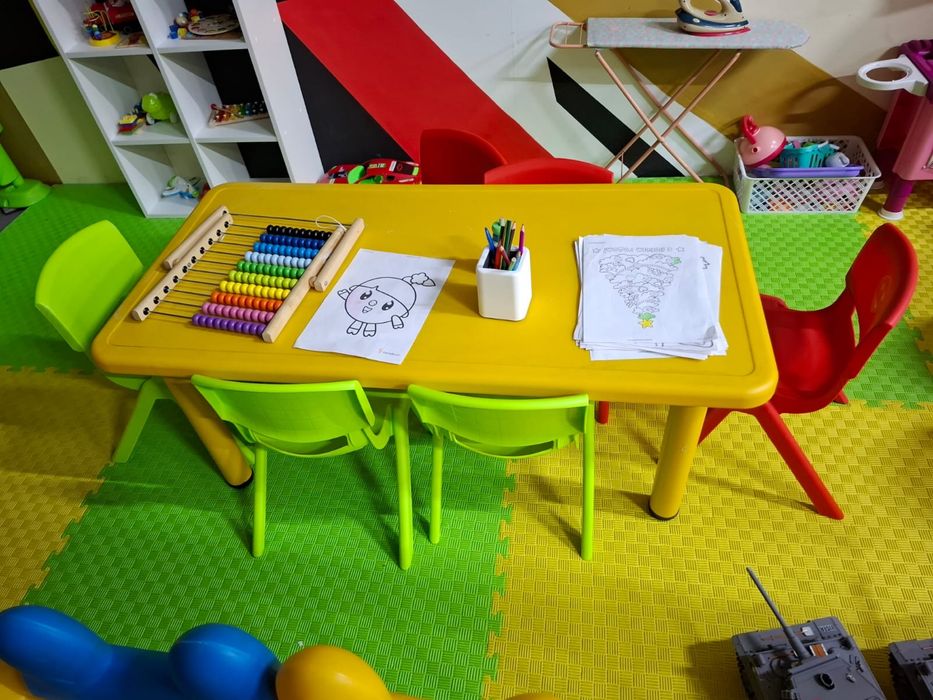 Детский стол 1.2 м