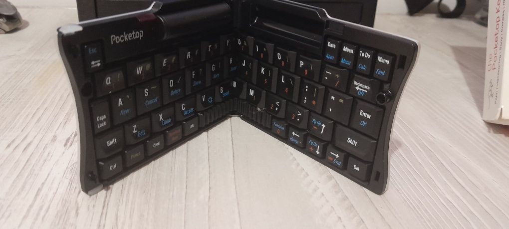 Tastatura pliabila pentru PDA noua