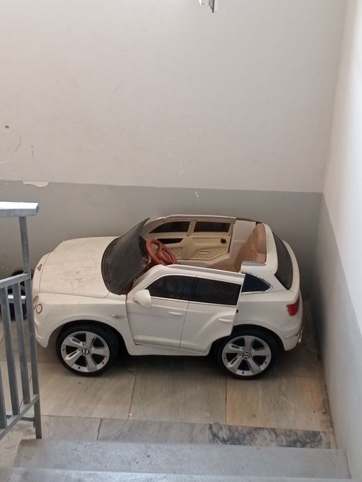 Электромобиль для детей