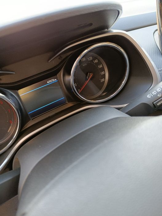 Tracker 23 yil premier