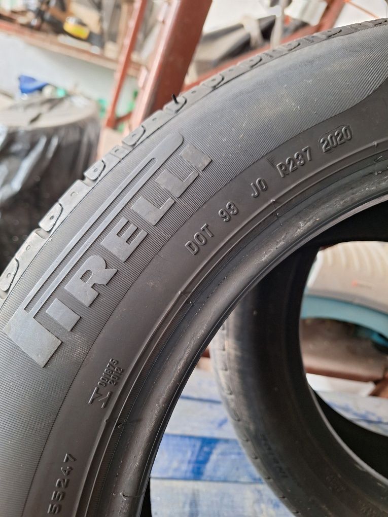 2 броя Летни гуми 215/55 R 17 Pireli 2020 г.