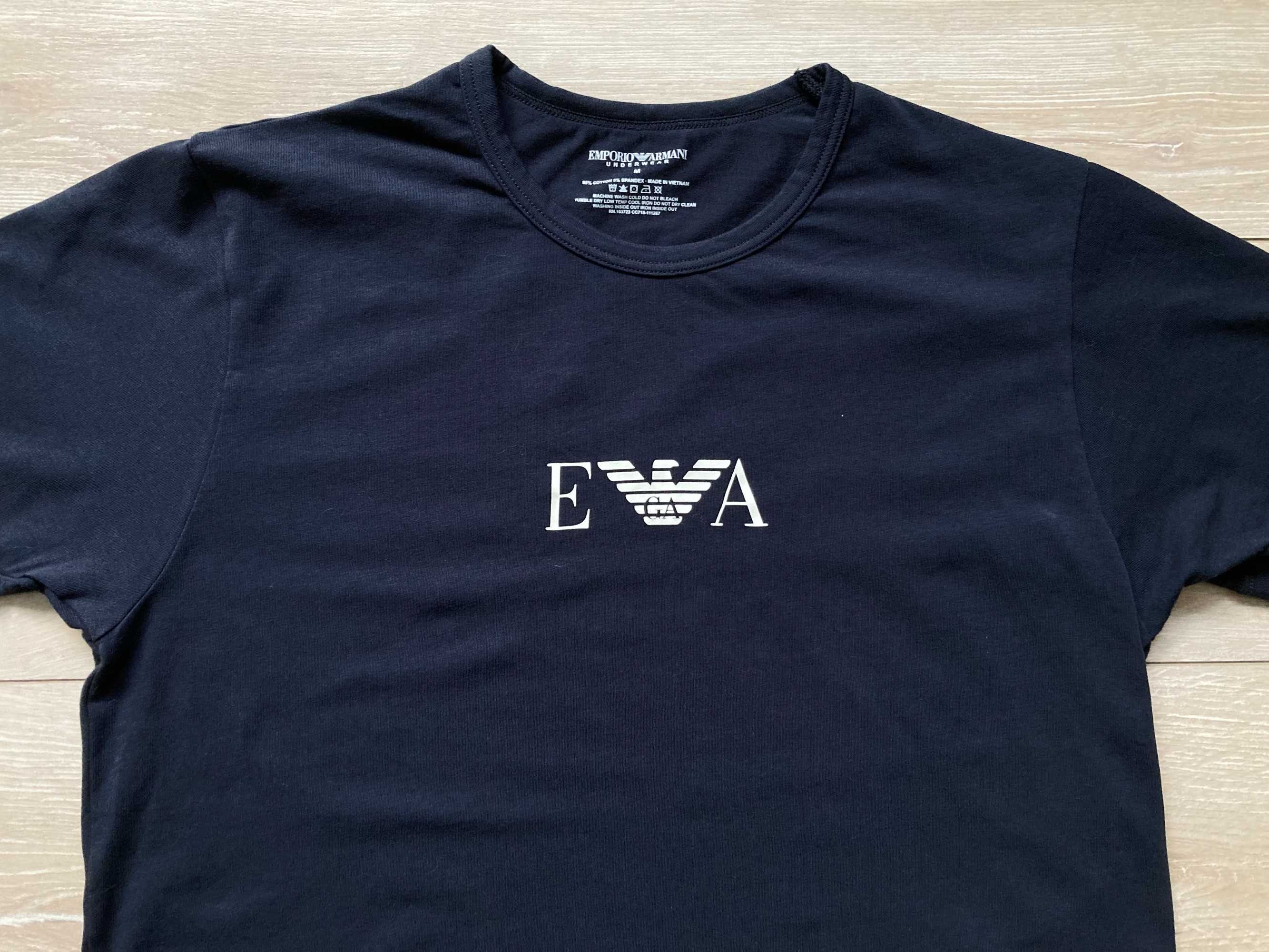 Emporio Armani мъжка тъмно синя тениска размер S / M
