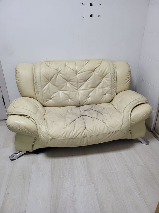продам кожаный диван