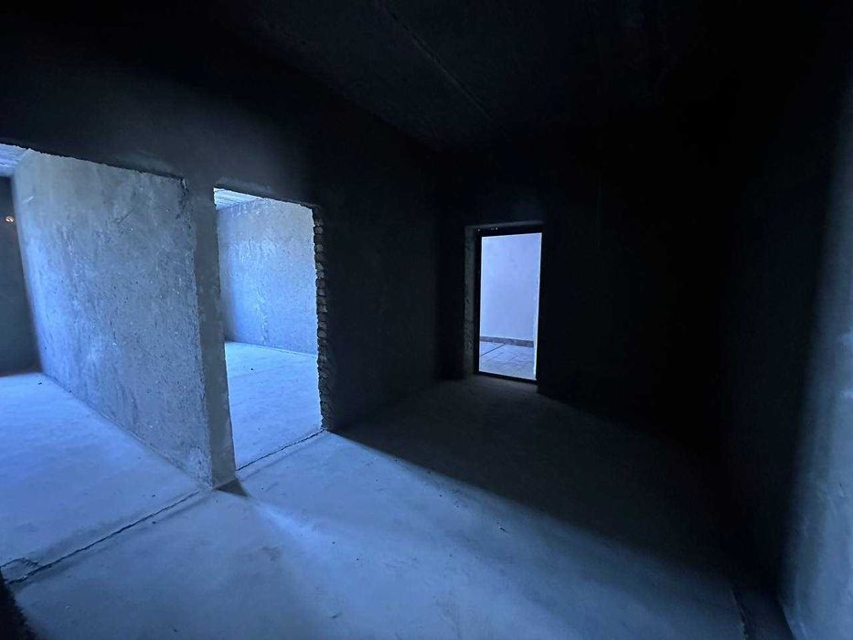 Продаётся 2х комн квартира на 3 этаже Ор-р  5 микрорайон Жомий