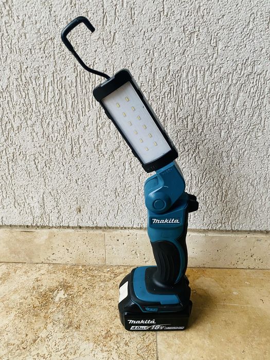 Makita lanterna led DML801