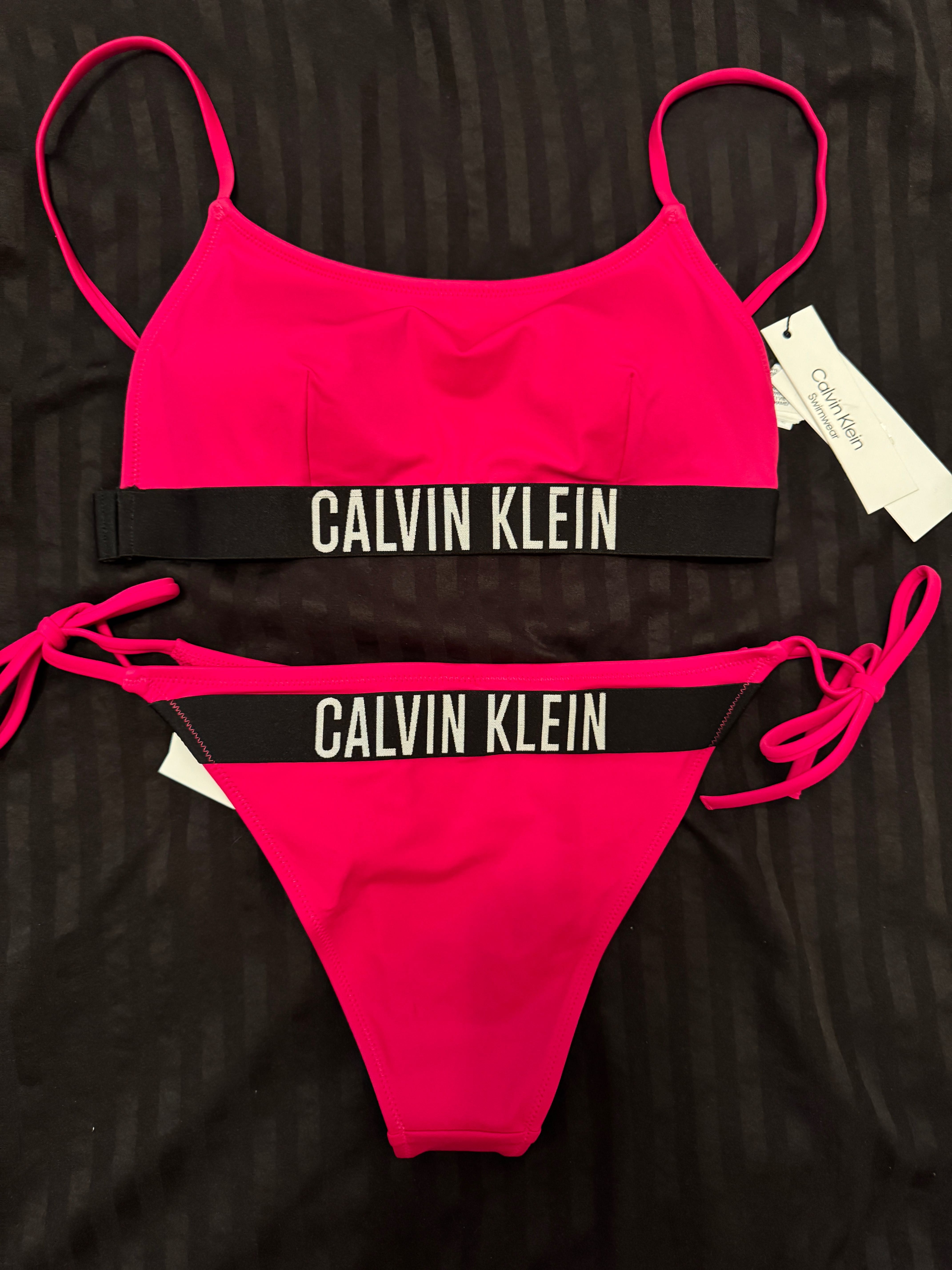 Розов бански от две части Calvin Klein