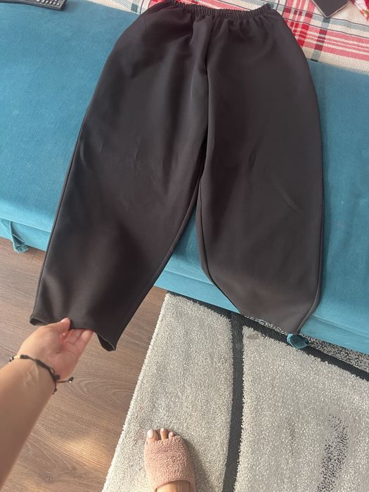 Costum de dama impecabil nepurtat