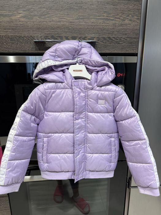 Зимно яке Guess 4-5 год