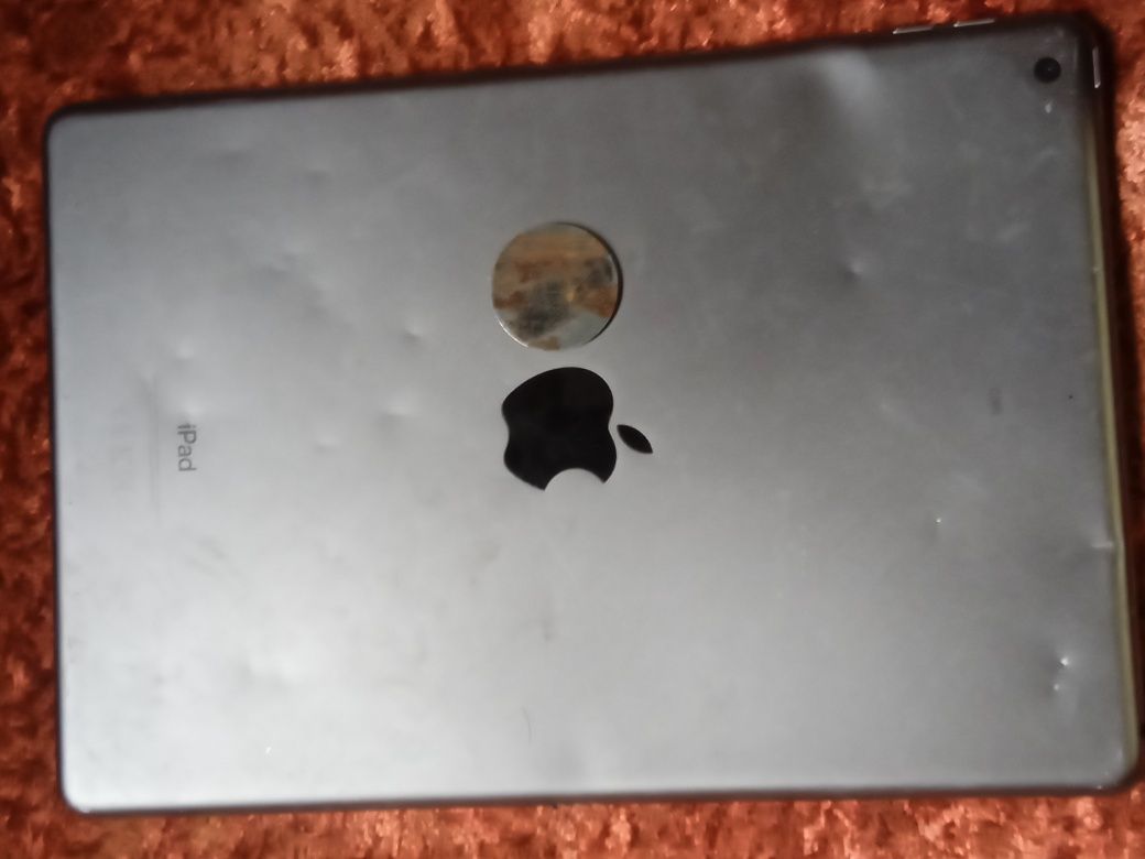Iphone aipad tablet