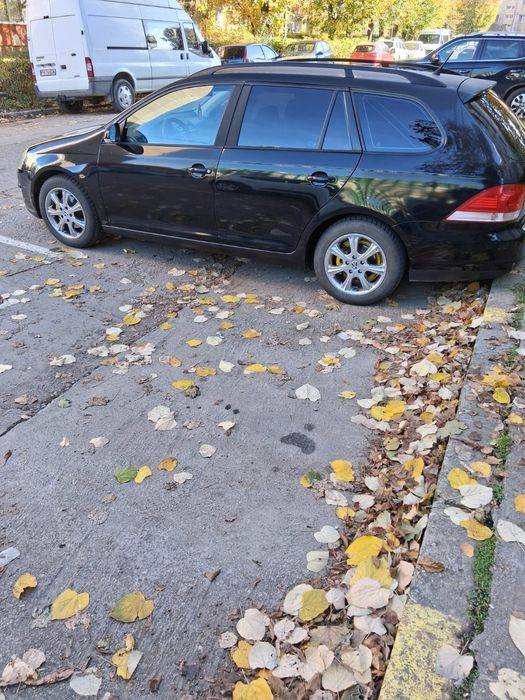 Autoturism VW golf variant 5