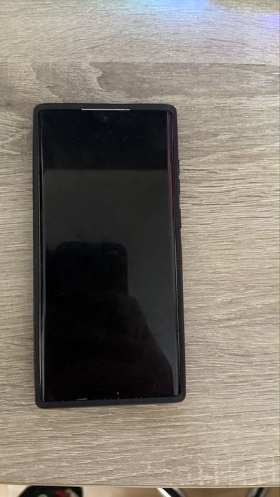 Vand telefon S22 Ultra in stare buna