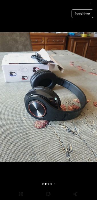 Căști audio wireless leduri