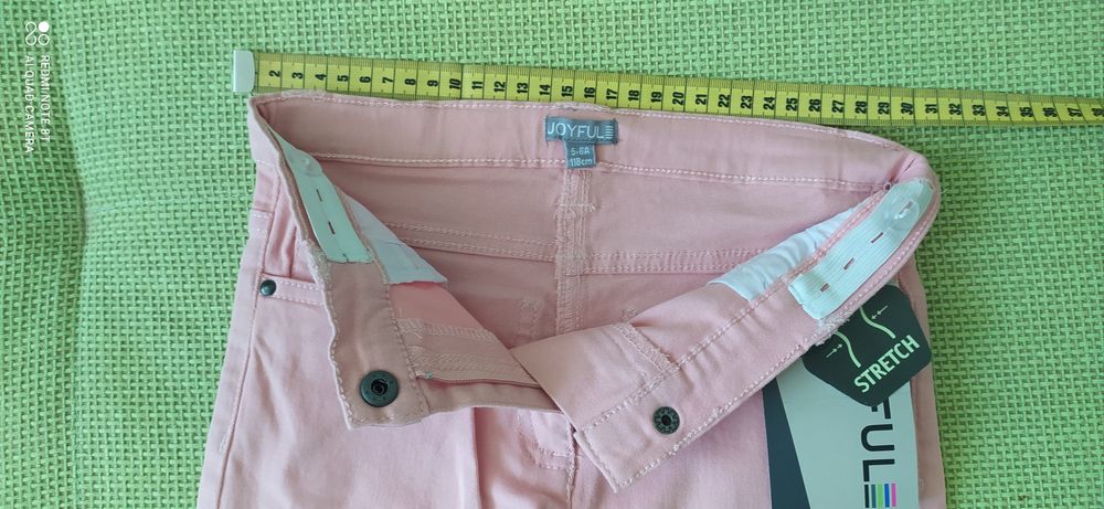 Pantaloni fete 5-6 ani, marca Joyful