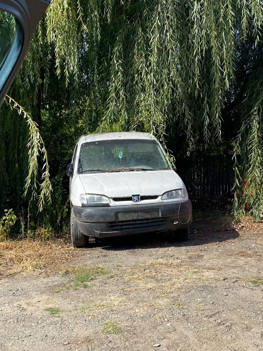 Peugeot partener