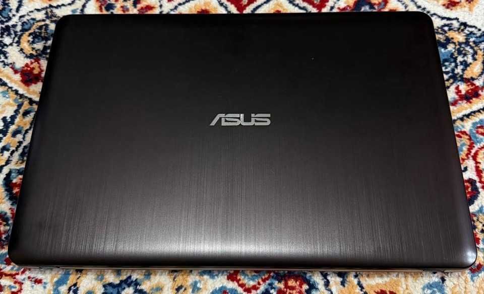Ноутбук Asus  A540LA